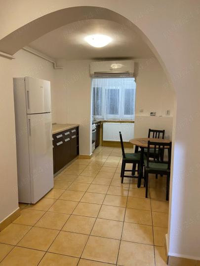 Apartament 3 camere Berceni