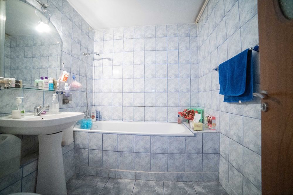 APARTAMENT 2 CAMERE - DECOMANDAT - PIATA DELFINULUI