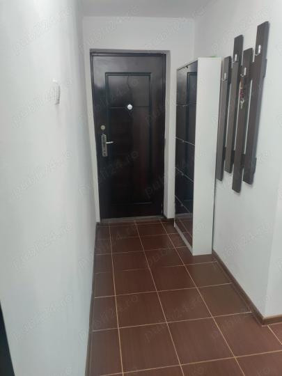 Apartament 2 camere Metrou Aparatorii Patriei