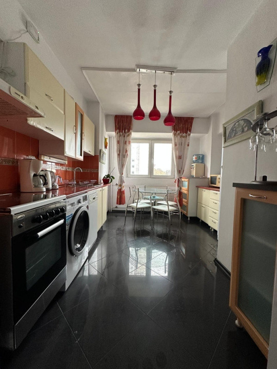 Apartament de inchiriat-decomandat- 2 camere-ultracentral - Piata Victoriei