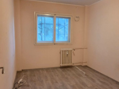 Apartament-4-camere-CENTRALA-OLTENTEI-SCOALA-DE-POLITIE
