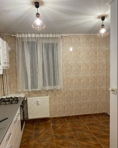 Apartament 4 camere - BLOC ANVELOPAT - zona BRANCOVEANU 