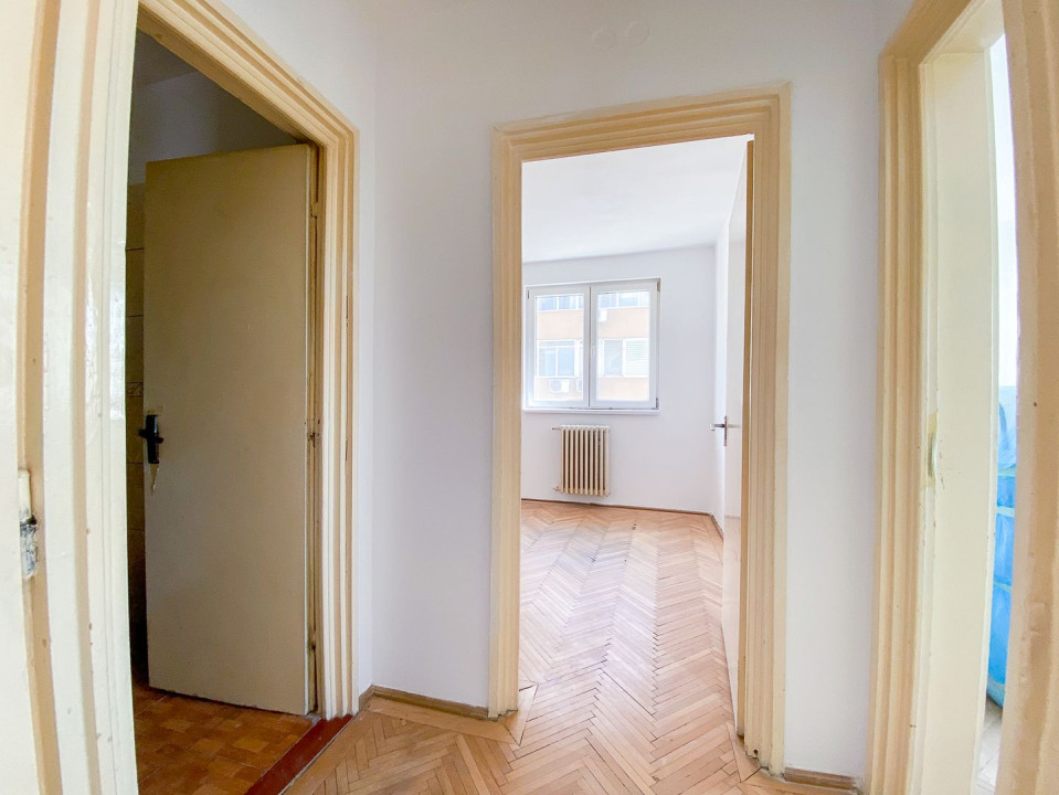 Apartament 3 camere cu vedere spre parcul Cismigiu