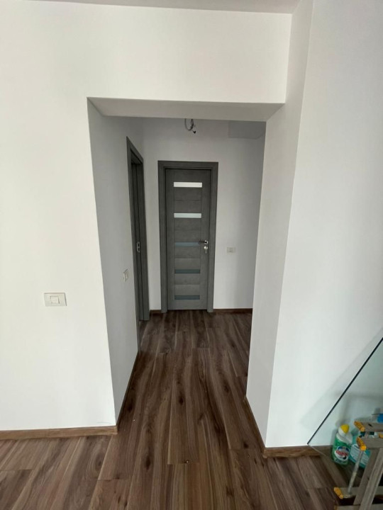 Casa modernă cu 5 Camere în apropierea lacului Pantelimon