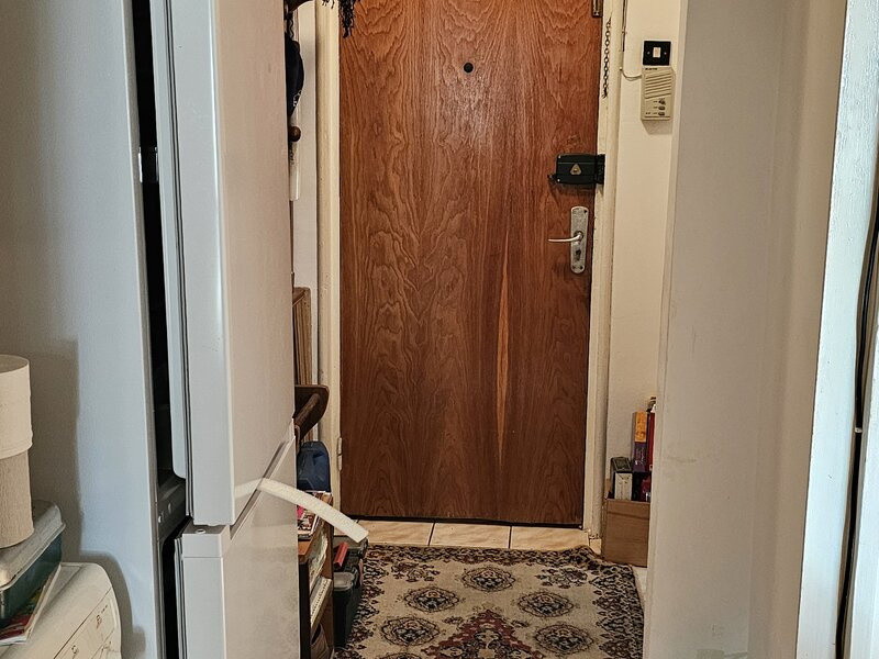 Apartament 3 Camere - Semidecomandat - Zona DRUMUL TABEREI