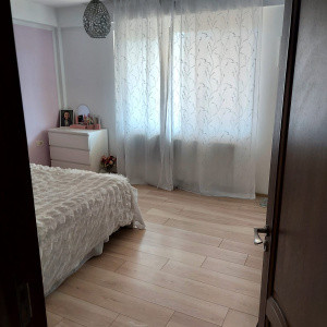 Casa individuala de vanzare- zona Fundeni