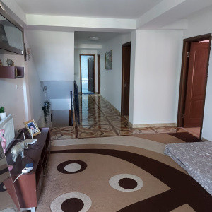 Casa individuala de vanzare- zona Fundeni