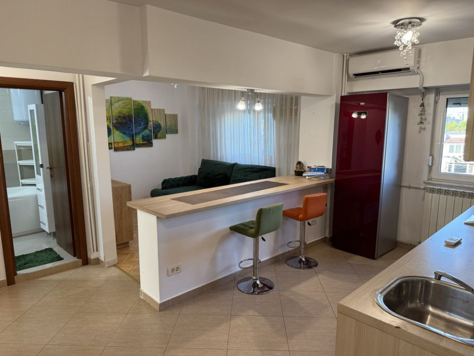 Apartament 3 camere-zona Piata Alba Iulia