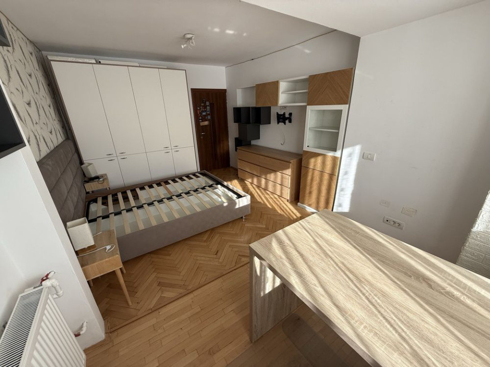 Apartament 3 camere-zona Piata Alba Iulia
