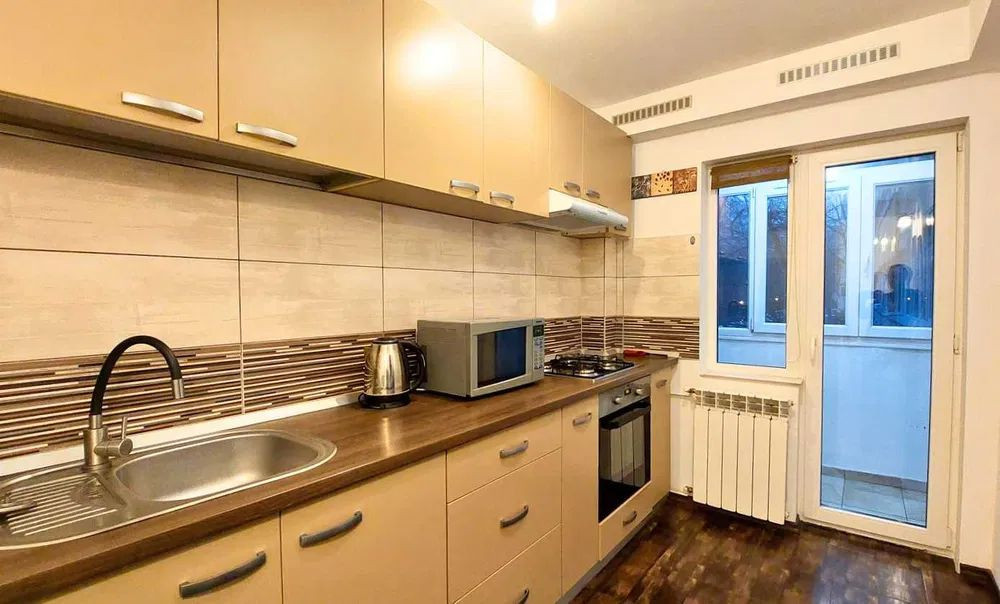 Apartament 3 camere Doamna Ghica-Tei