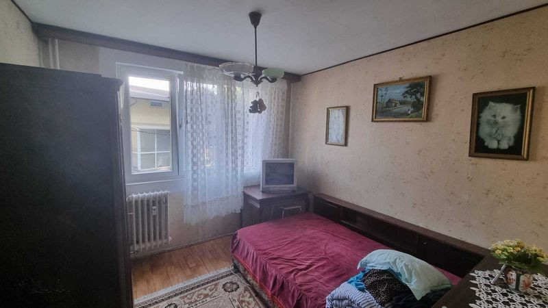 Apartament 4 camere-decomandat-zona Brancoveanu