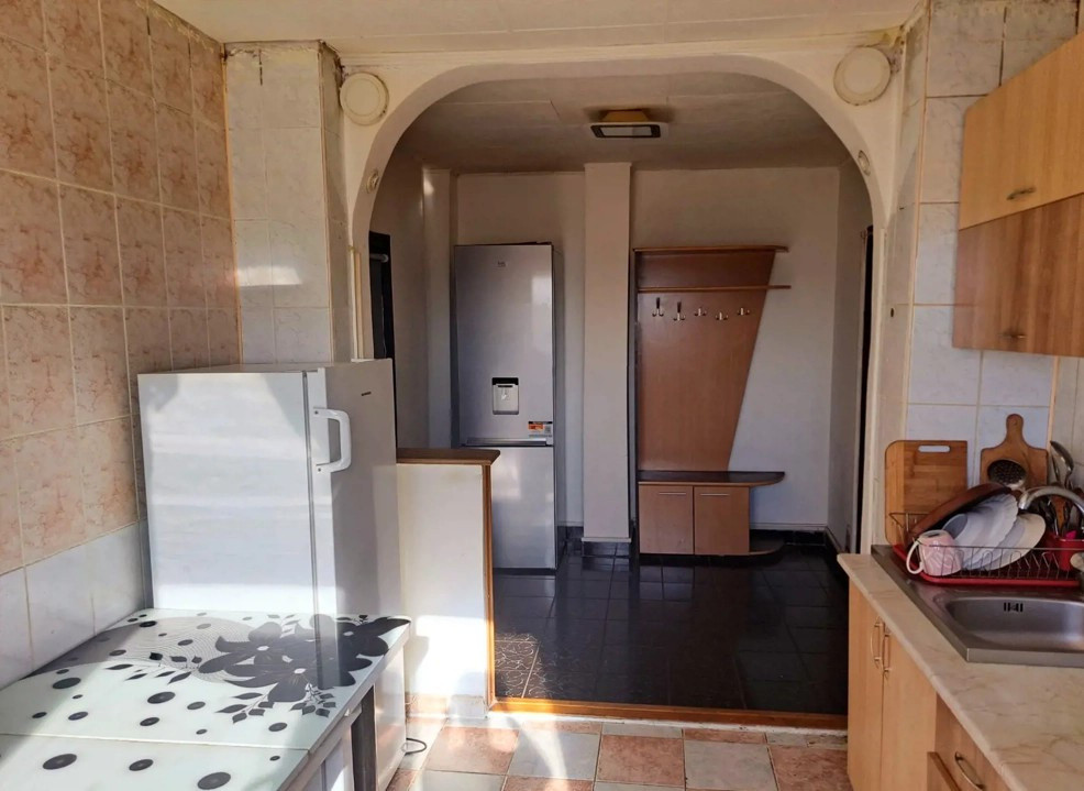 Apartament 2 camere- zona Mihai Bravu