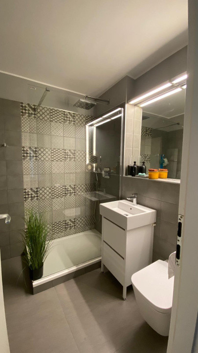 Apartament 2 camere-decomandat-renovat-zona Banu Manta