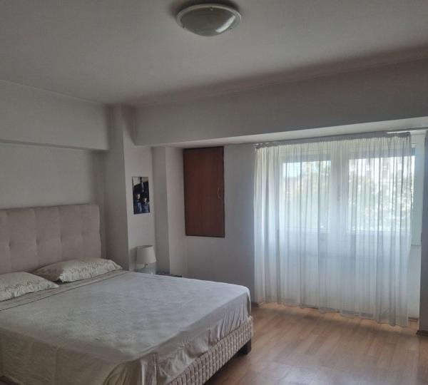 Apartament 4 Camere Unirii Fantani
