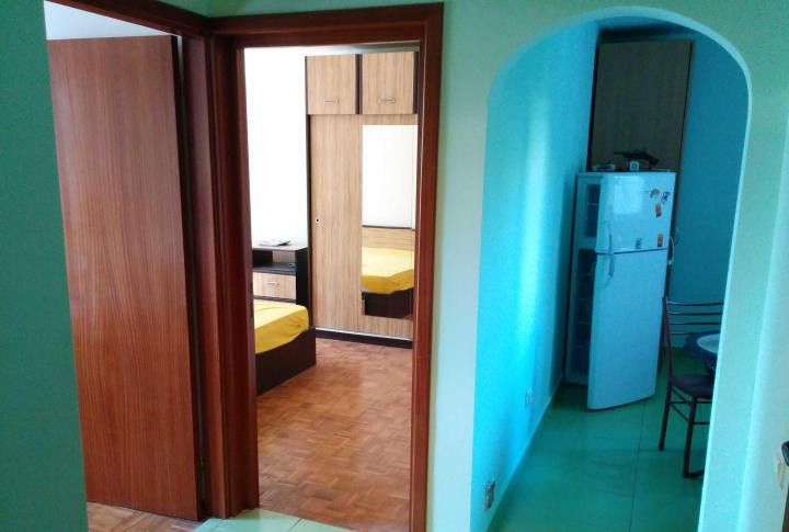 Apartament 2 camere decomandat Giurgiului/Ghimpati