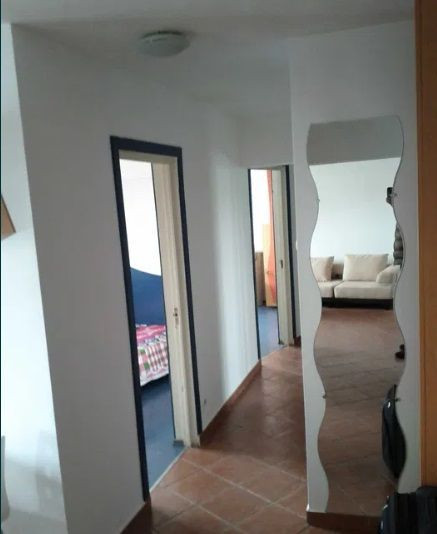 Apartament 3 camere - langa MONITORUL OFICIAL