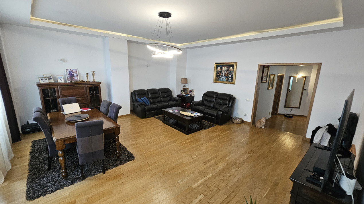 Apartament 5 camere+Terasa 120 mp+garaj -zona - Primaria Sector 1 -Banu Manta