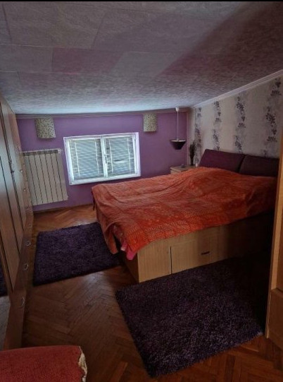 Casa -4 camere -zona Vatra Luminoasa