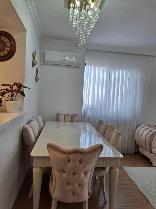 Apartament- 3 camere- decomandat- Metrou Piata Sudului- Berceni