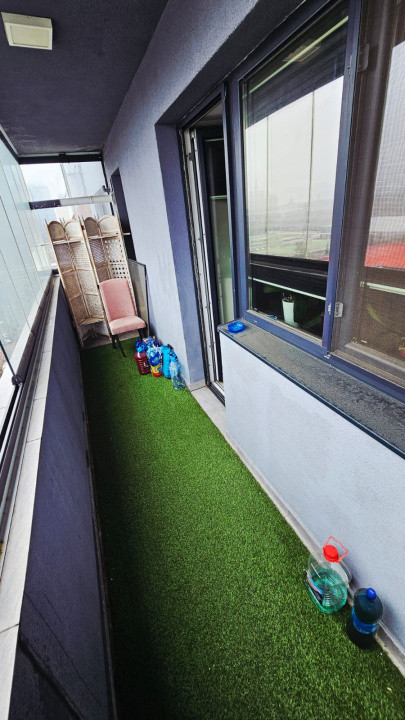 Apartament modern cu 4 camere, decomandat, în zona Piața Presei Libere