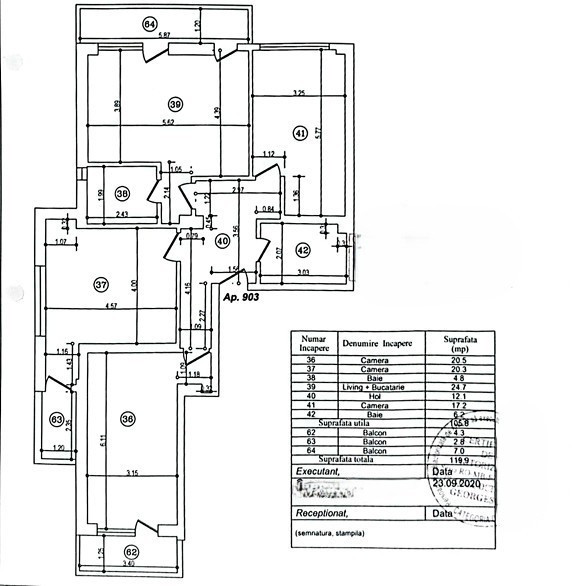 Apartament modern cu 4 camere, decomandat, în zona Piața Presei Libere
