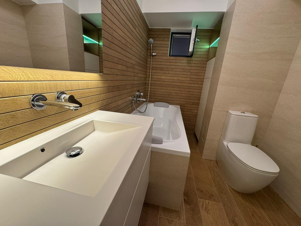 Apartament cu 4 camere decomandat, finisaje premium – zona Nerva Traian