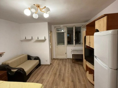 Garsoniera de vanzare-zona Drumul Taberei