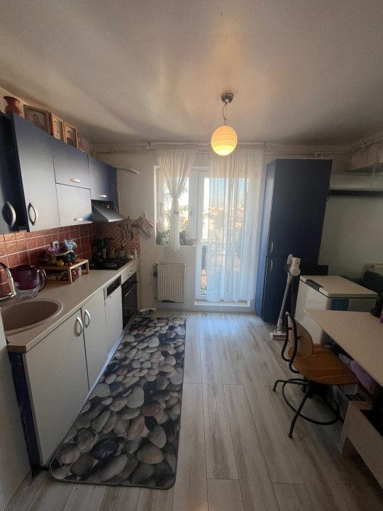 Apartament 3 camere - centrala proprie- zona Brancoveanu