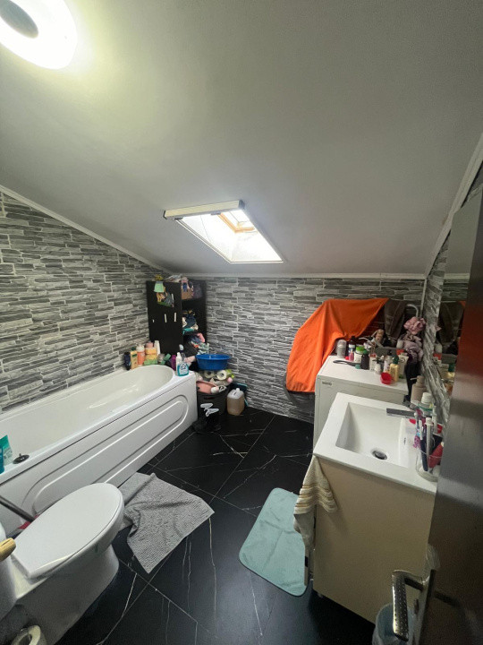 Apartament 3 camere - centrala proprie- zona Brancoveanu