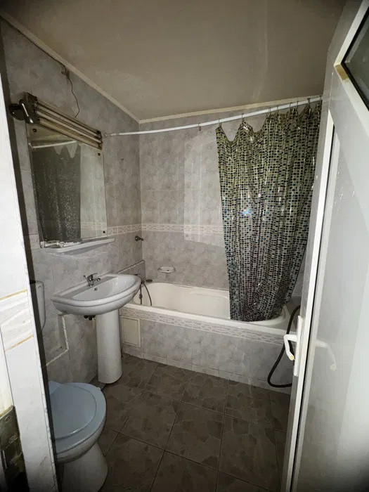 Apartament 2 camere - decomandat -Sector 2 - Iancului