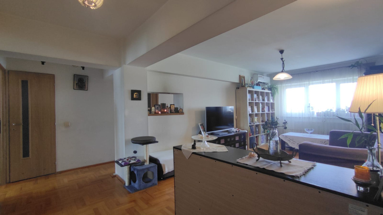 APARTAMENT 4 CAMERE STADIONUL NATIONAL-BASARABIEI