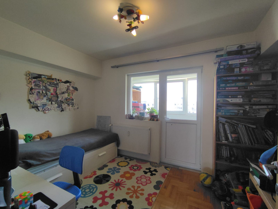 APARTAMENT 4 CAMERE STADIONUL NATIONAL-BASARABIEI