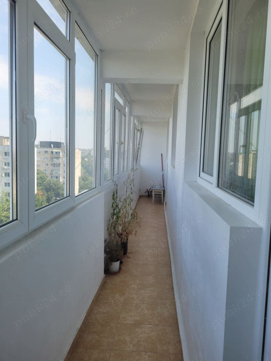 Apartament 3 camere-zona Drumul Taberei