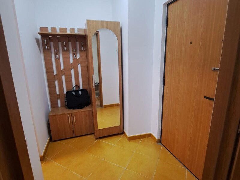 Apartament 3 camere , semidecomandat , Soseaua Mihai Bravu - Iancului
