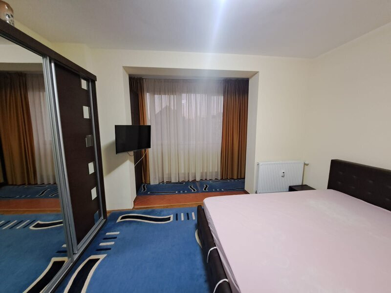 Apartament 3 camere , semidecomandat , Soseaua Mihai Bravu - Iancului