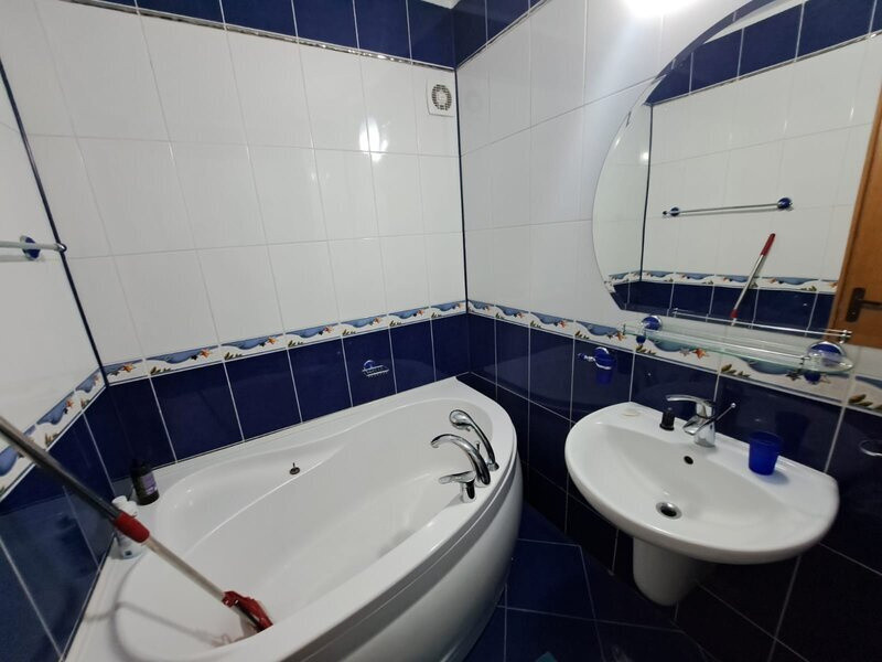 Apartament 3 camere , semidecomandat , Soseaua Mihai Bravu - Iancului