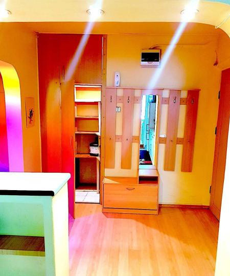 Apartament 3 camere decomandat Aparatorii Patriei