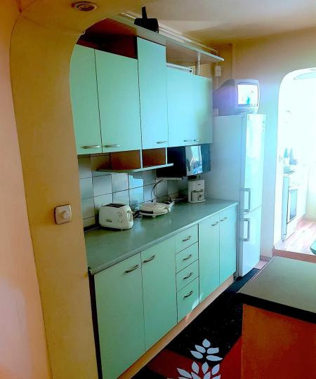 Apartament 3 camere decomandat Aparatorii Patriei