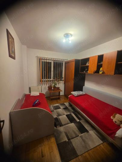 APARTAMENT 4 CAMERE PIATA RAHOVA-MARGEANULUI