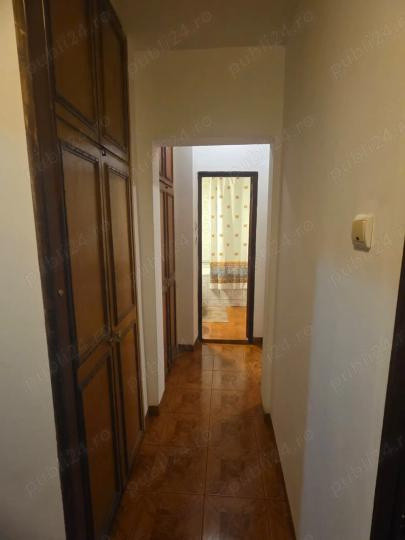 APARTAMENT 4 CAMERE PIATA RAHOVA-MARGEANULUI