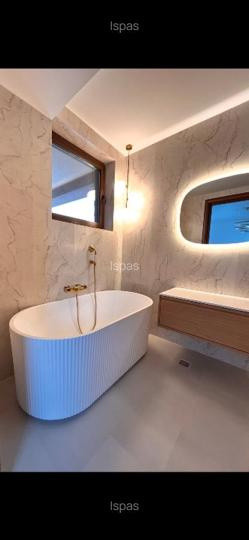 APARTAMENT 3 CAMERE PARCUL CAROL CU PARCARE SUBTERANA