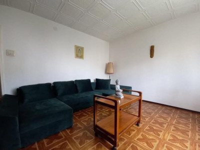 Apartament 3 camere- zona Panduri