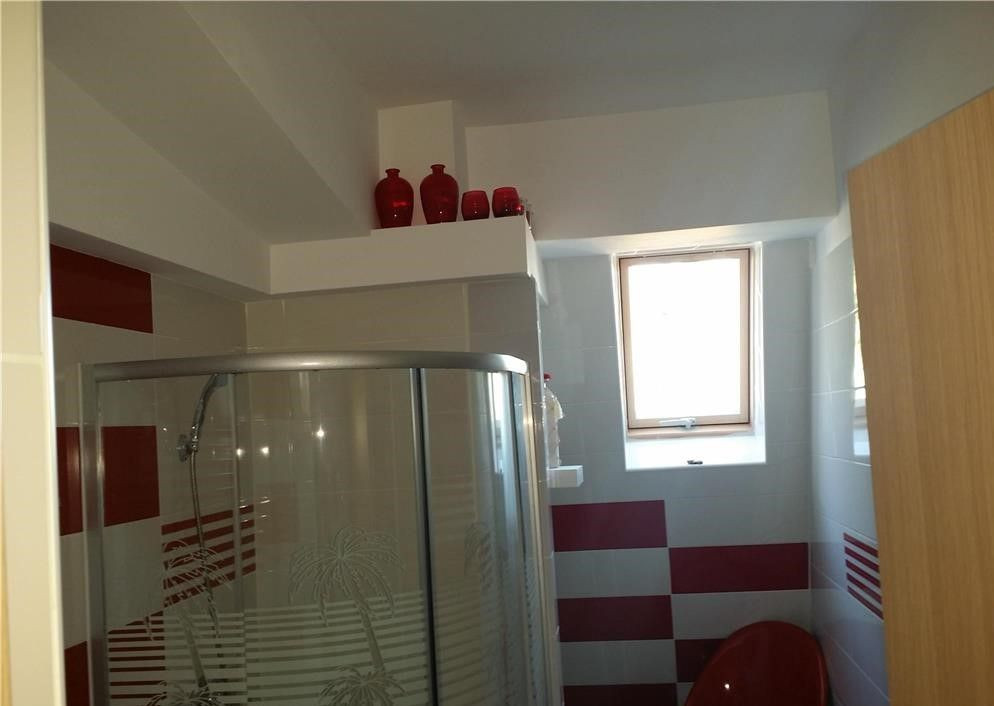 Apartament 2 camere - Damaroaia