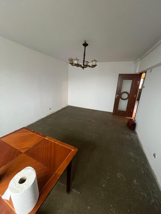 Apartament 3 camere - decomandat - Mihai Bravu