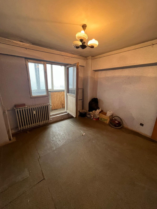 Apartament 3 camere - decomandat - Mihai Bravu