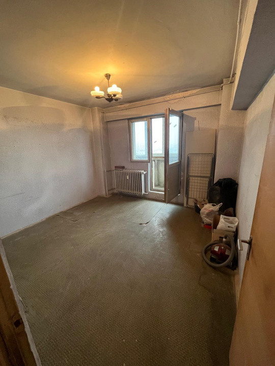 Apartament 3 camere - decomandat - Mihai Bravu