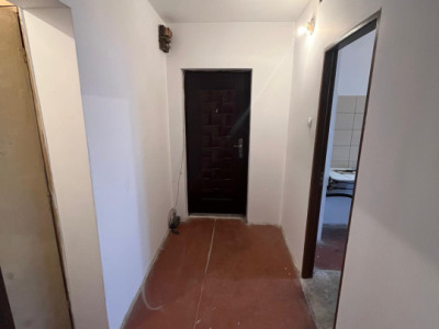 Apartament 3 camere - decomandat - Mihai Bravu