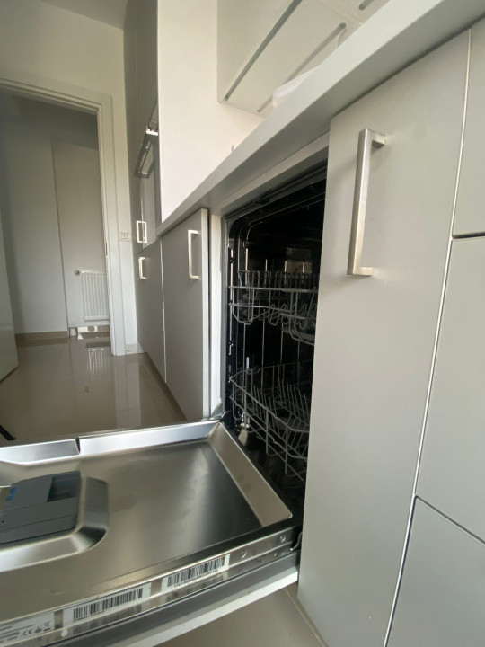 Apartament 2 camere - decomandat - Calea Vitan