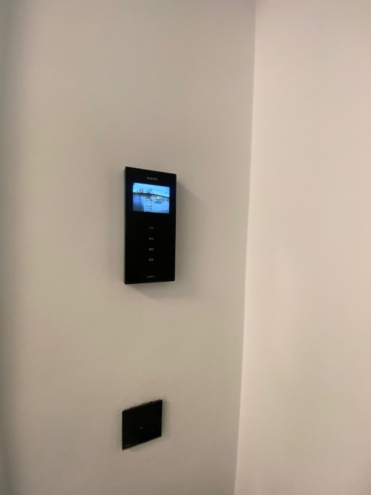 Apartament 2 camere - decomandat - Calea Vitan