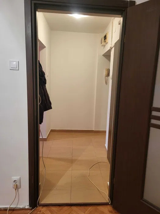 Apartament 2 camere - semidecomandat -Titan